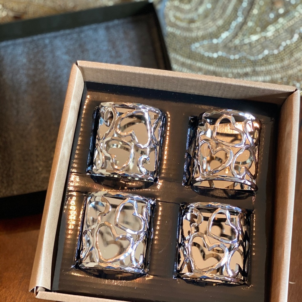 💕Michael Aram Heart Napkin Ring Holders💕